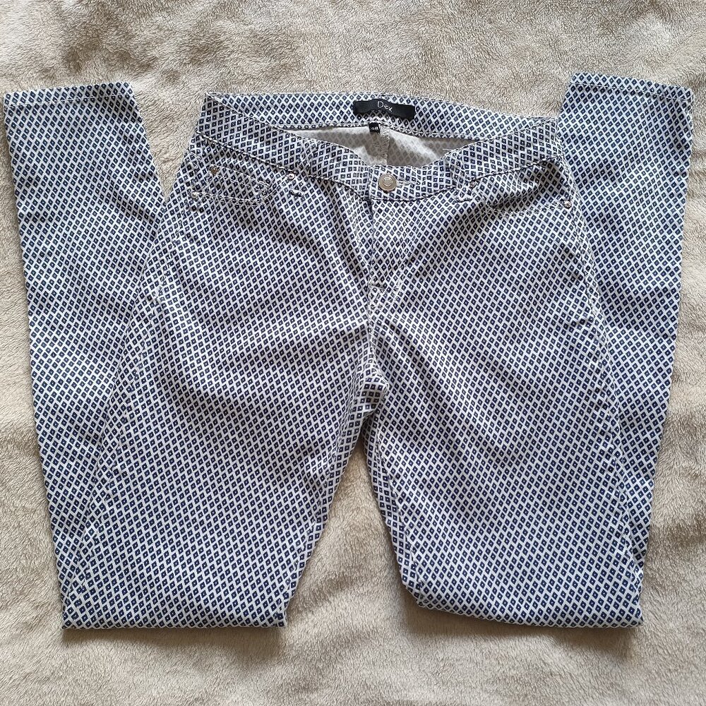 Women's Dex Skinny Leg Patterned Pant Size 28